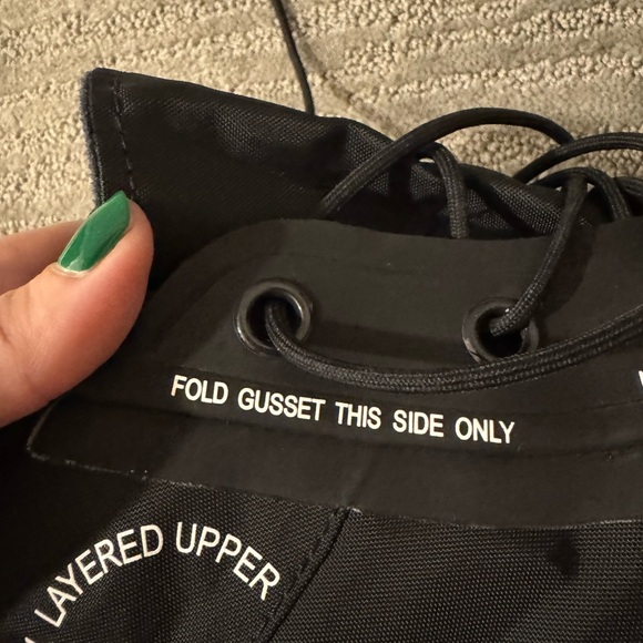 Gore-Tex converse high top sneakers - Picture 5 of 11